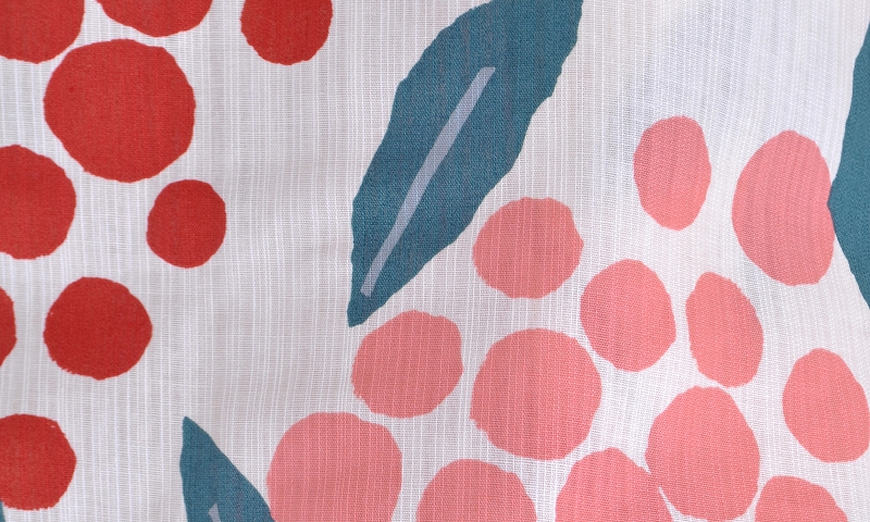 浴衣[木の実・蝶々]