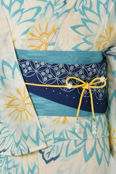 浴衣[生成り地にヒマワリ]