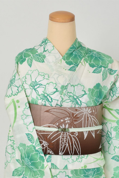 浴衣[つゆ草に牡丹]