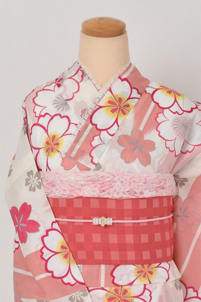 浴衣[矢羽根に桜]