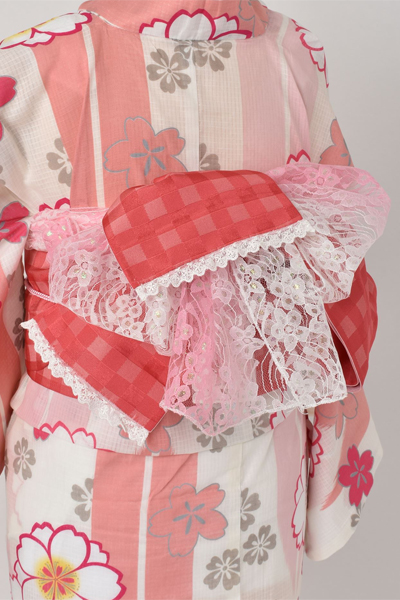 浴衣[矢羽根に桜]