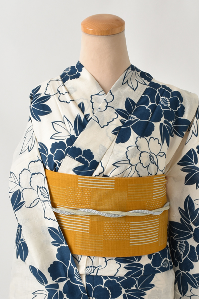 浴衣[白地に牡丹]