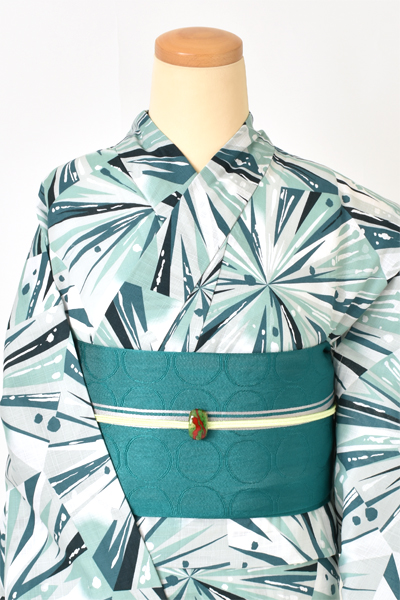 浴衣[UTAHA・グリーン・幾何学模様]