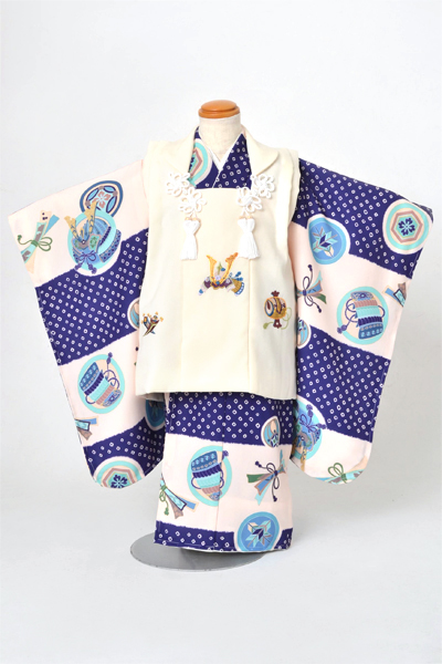 三才男児被布（被布：白地/長着：青色）