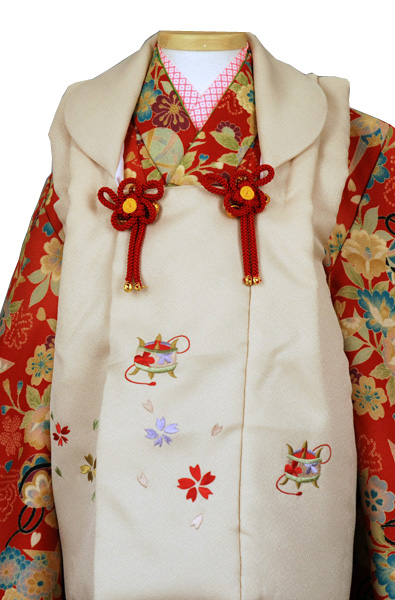 三歳被布セット 着物(花と手まり)被布(花と糸巻き)