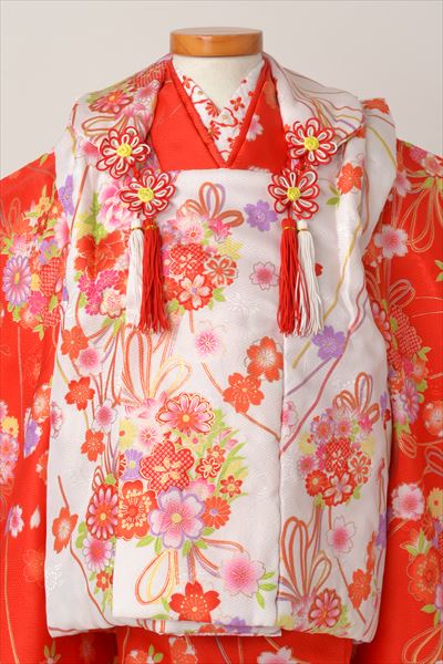 被布（白地・薬玉）着物（赤地・薬玉）