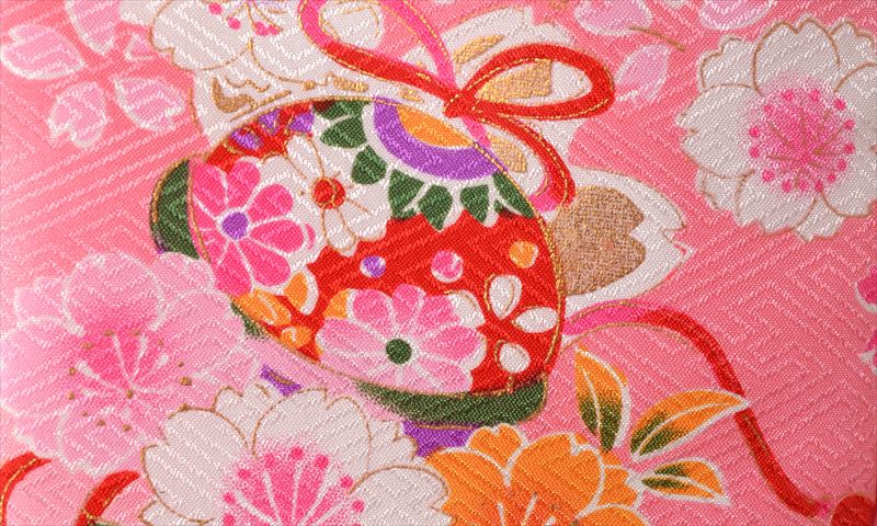 被布・着物（ピンク・鈴）