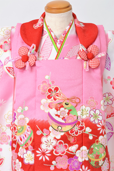 被布(ピンク・鈴模様)着物(白地・鈴模様)