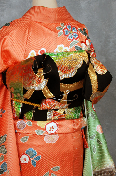 トールサイズ振袖(花・雪輪)