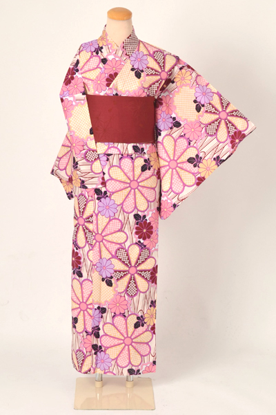浴衣［生成りの菊模様］