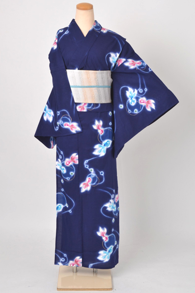 浴衣［藍地の金魚模様］