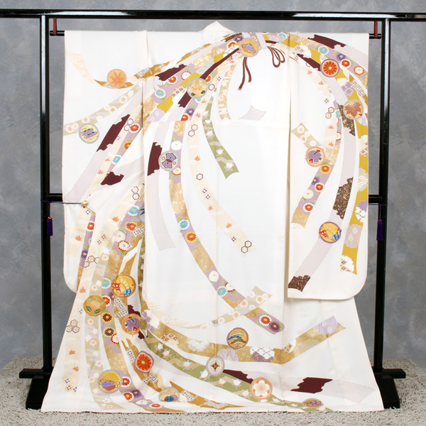 振袖(白地・のしめ模様)