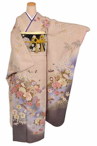 振袖(ぼたん・鼓)