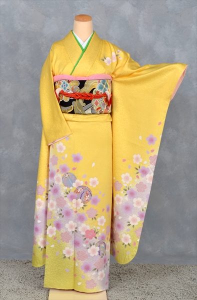 振袖(黄色・桜)