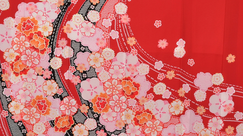 振袖(赤地・桜)