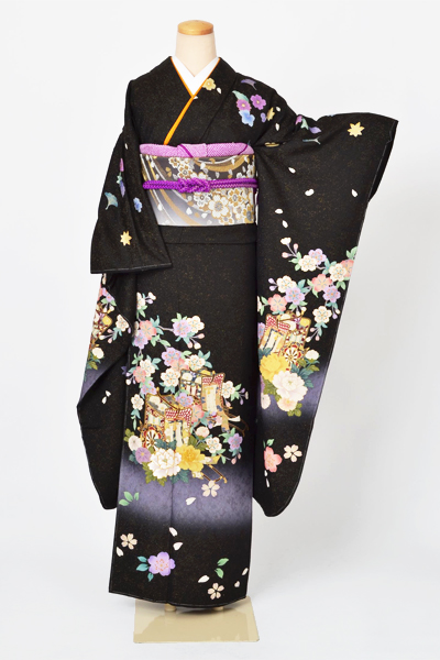 振袖[桜・御所車]