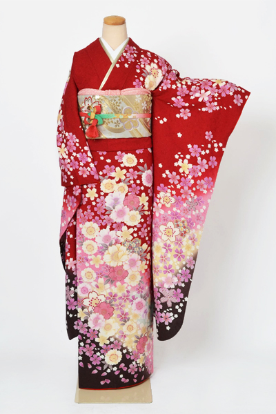 振袖[大小の桜]