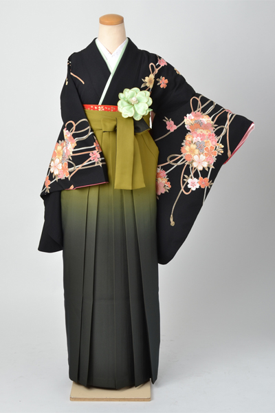 卒業袴(黒地に薬玉模様)