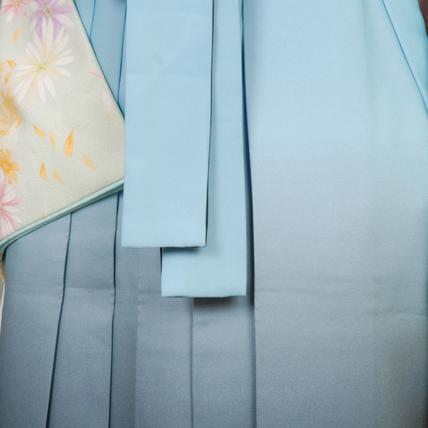 卒業袴(ペパーミントグリンの菊模様)