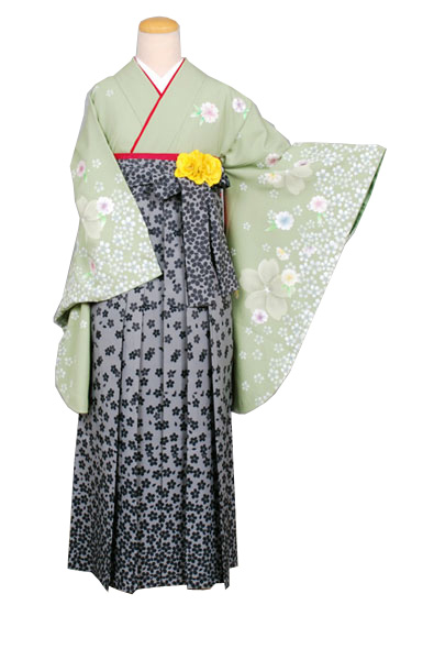 卒業袴(若草色地に花模様)