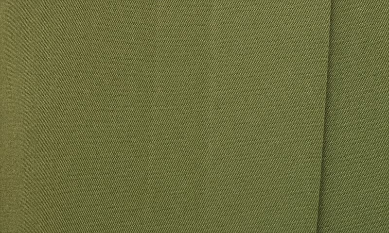 卒業袴［赤地の花模様］