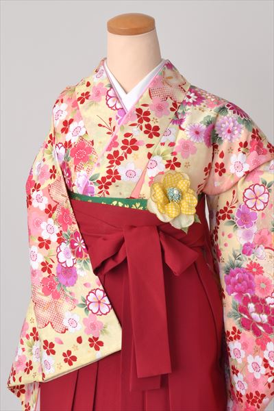 卒業袴［クリーム地の花模様］