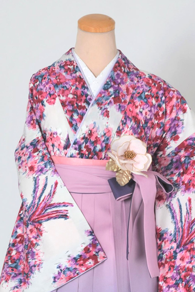 卒業袴［JILL STUART・白地のフラワーブーケ模様］