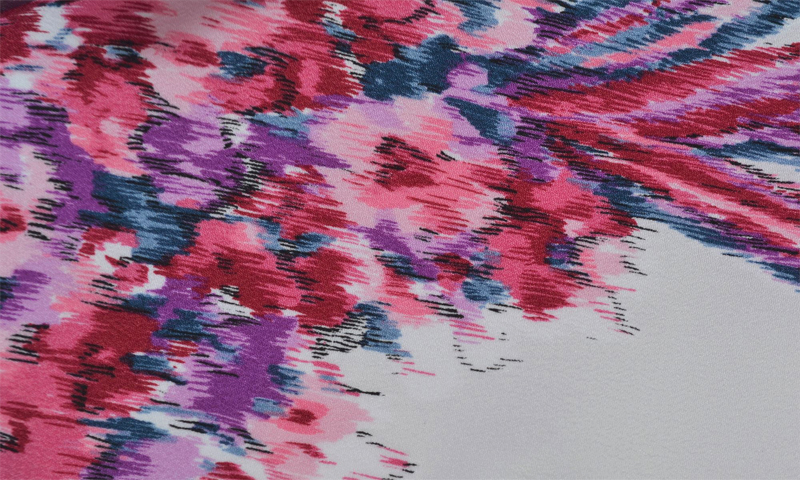 卒業袴［JILL STUART・白地のフラワーブーケ模様］