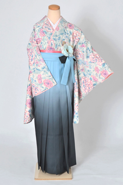 卒業袴［JILL STUART・白地のカーネーション＆牡丹唐草模様］