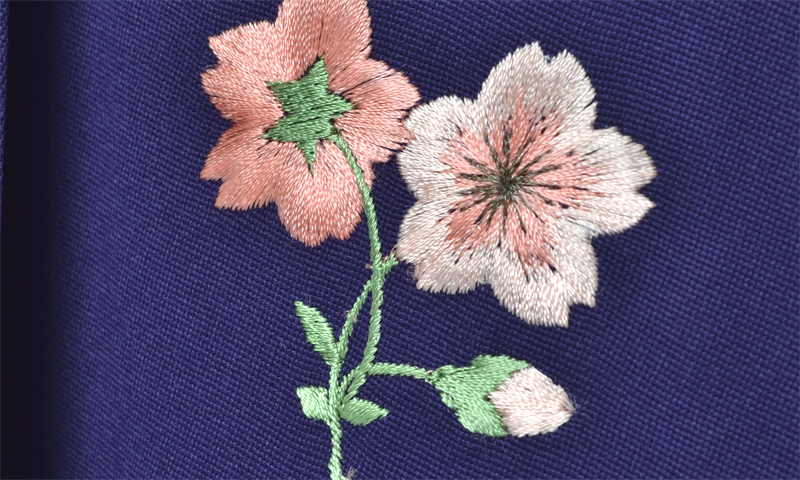 卒業袴［九重・白地の花模様］