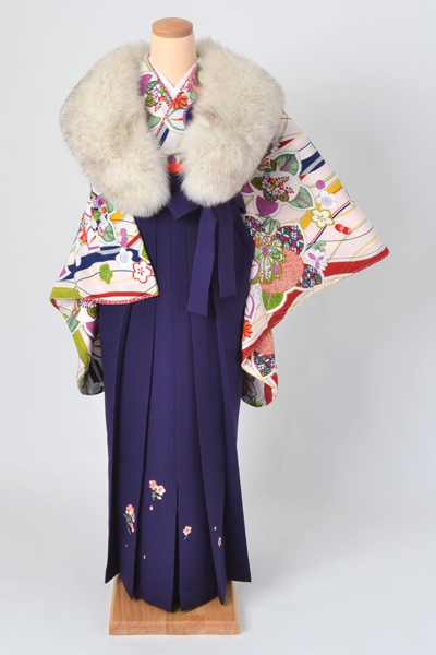 卒業袴［九重・白地の花模様］