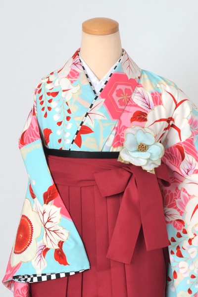 卒業袴［中村里砂・水色地の蘭模様］