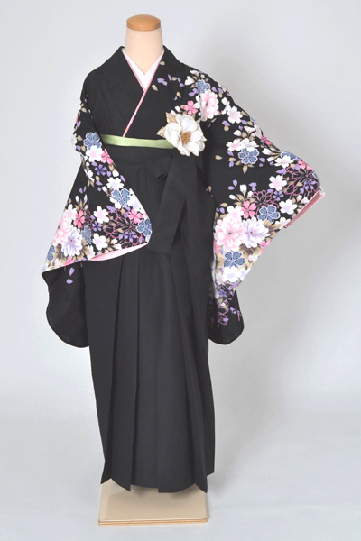 卒業袴［黒地の花模様］