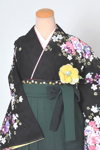 卒業袴［黒地の花模様］