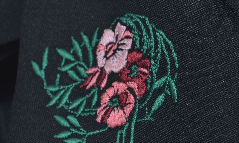 卒業袴［グレー地の花と蝶模様］