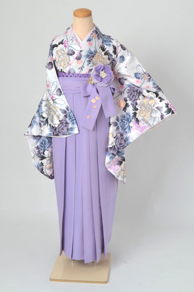 卒業袴［白地の牡丹模様］