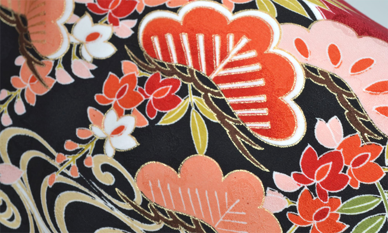 卒業袴［海老茶色地の雲どりに花車模様］