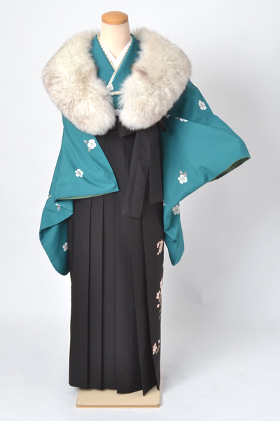 卒業袴［青地の桜花模様］