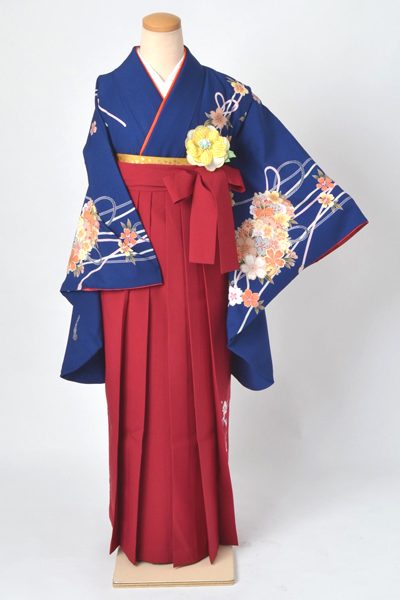 卒業袴［紺地の薬玉模様］