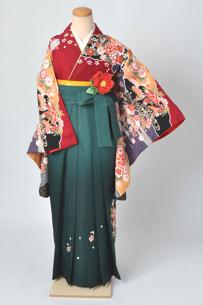 卒業袴［赤地の花車模様］