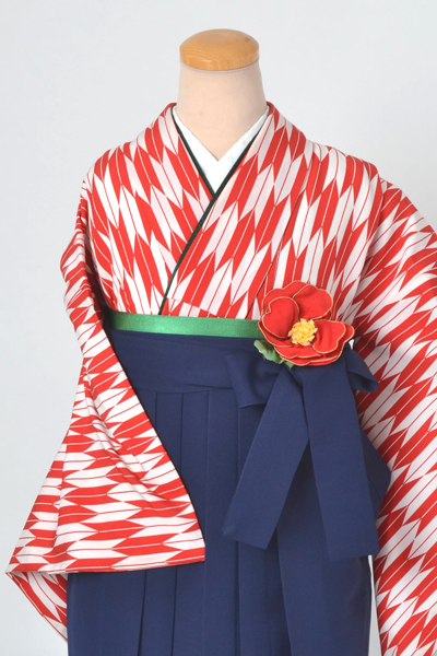 卒業袴［白地の矢羽根模様］