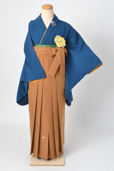 卒業袴［青地の桜花ワンポイント模様］