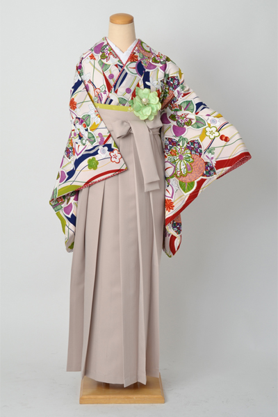 卒業袴［九重・白地の花模様］