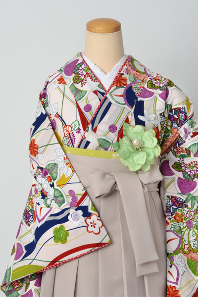 卒業袴［九重・白地の花模様］
