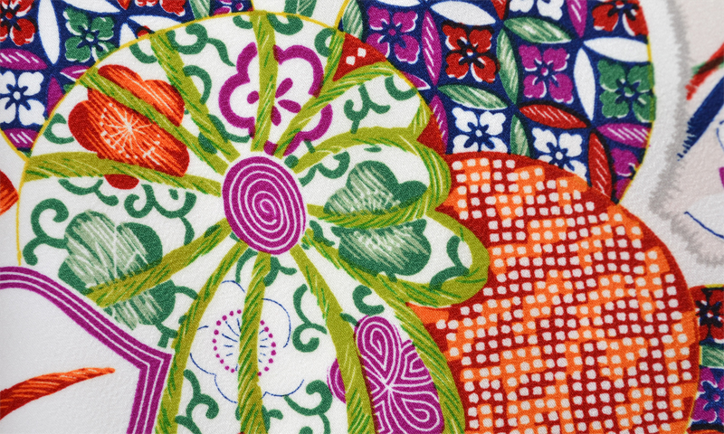 卒業袴［九重・白地の花模様］