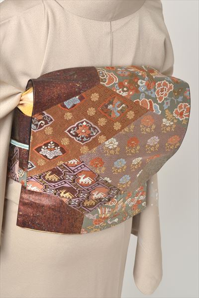 訪問着(白茶・花の丸)