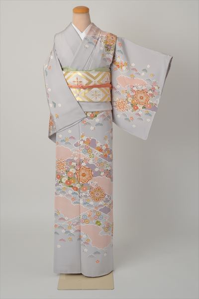 訪問着［グレーの華紋］