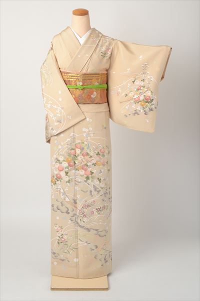 訪問着［ベージュの秋草模様］
