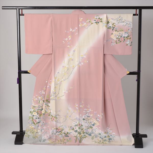 訪問着［薄紅梅色の地紙模様］