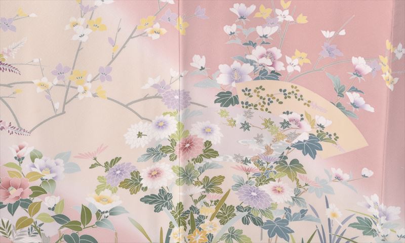 訪問着［薄紅梅色の地紙模様］